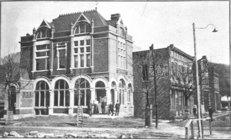 First National Bank in 1906