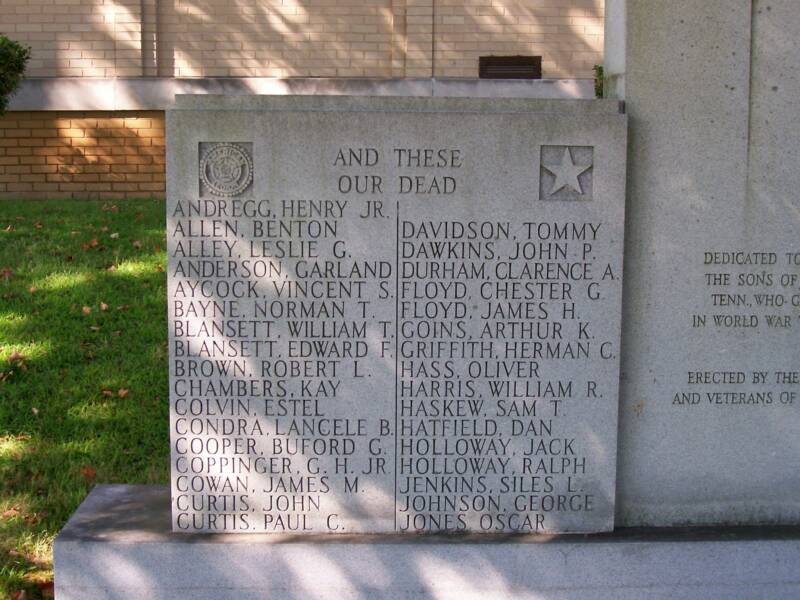 World War II Veterans' Memorial close up left, photo courtesy of Dennis Lambert